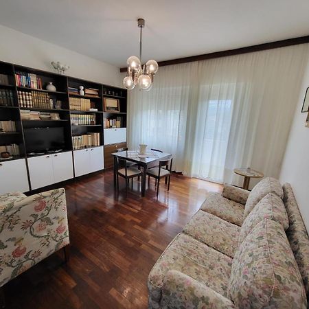 Appartamento Ampio E Luminoso Camaiore Kültér fotó